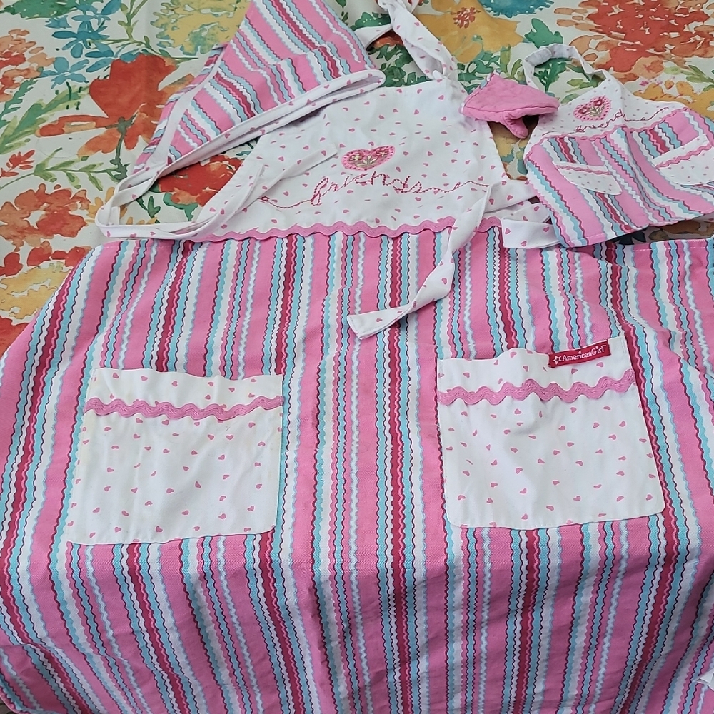 American Girl  DOLL AND CHILD  Pink and White Apron Set  ADORABLE !!